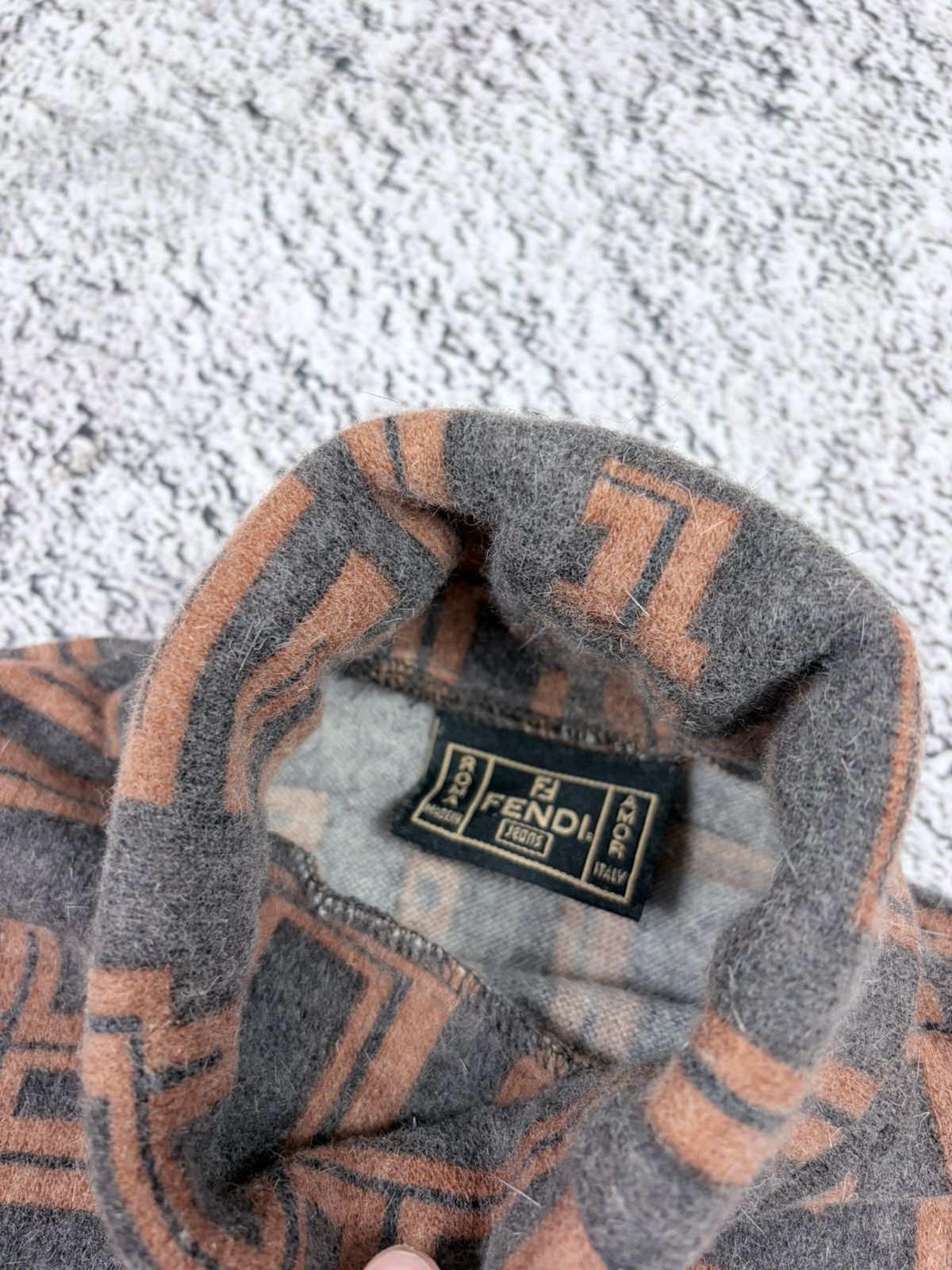 Fendi Vintage 90s Fendi Jeans Monogram Wool Angora Turtleneck Vest Size M / US 6-8 / IT 42-44 - 7 Thumbnail