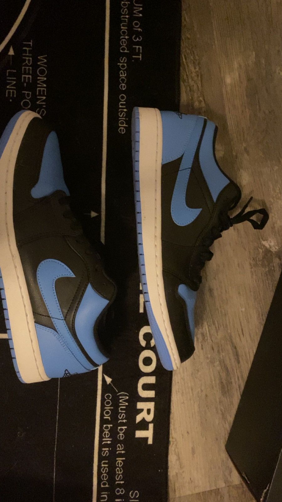 Jordan Brand Jordan 1 low Size US 10 / EU 43 - 10 Thumbnail