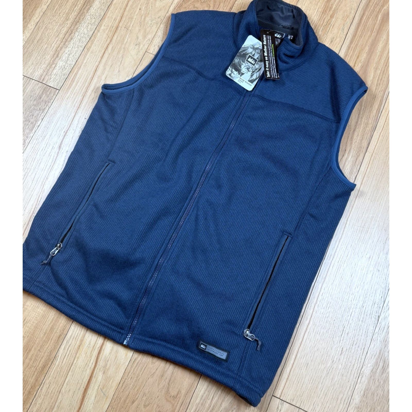 Vintage VINTAGE REI Vest Main Selling Point Mens Large Blue Polyester Rare New With Tags Y2K - Mens L Blue Vest Size US L / EU 52-54 / 3 - 2 Thumbnail