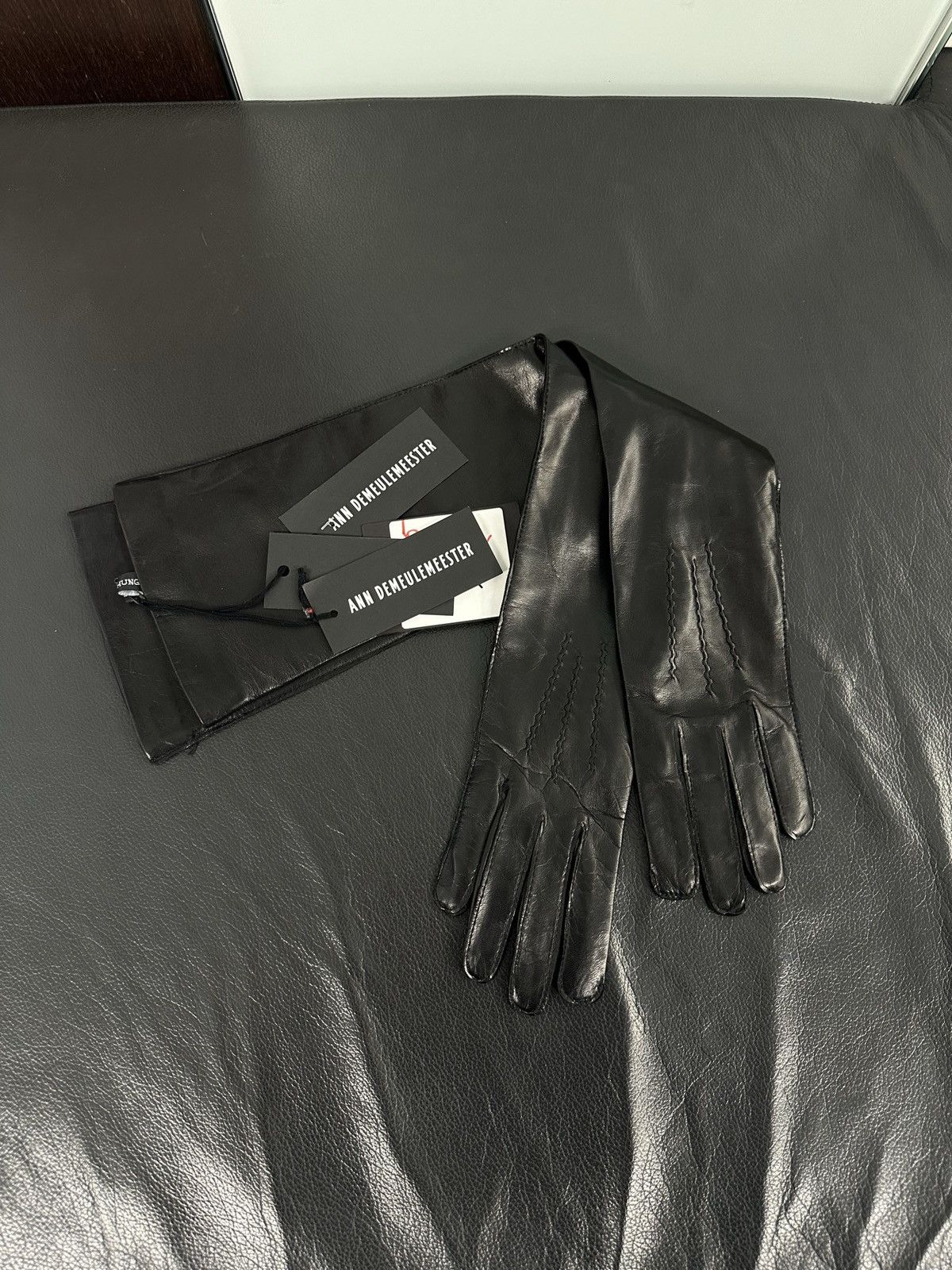 Ann Demeulemeester BNWT! Ann Demeulemeester ladies Leather Joris Gloves Size ONE SIZE - 10 Thumbnail