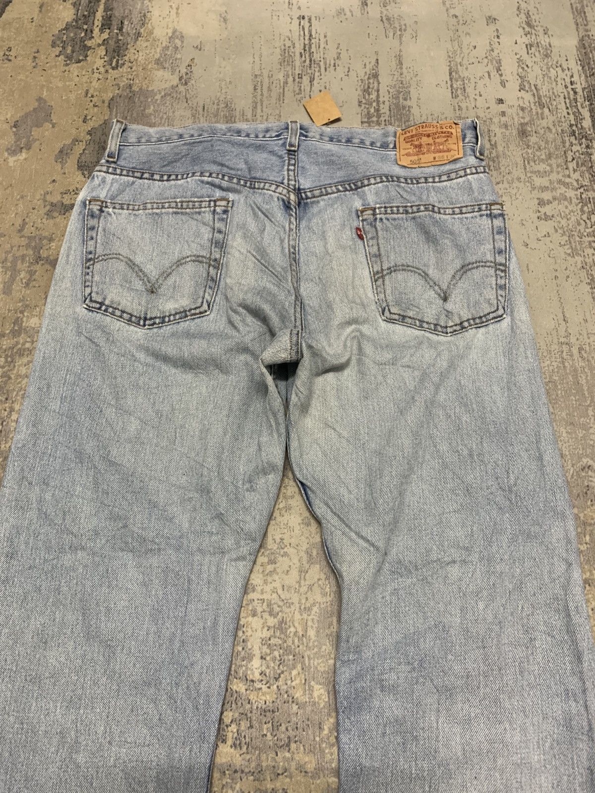 Levi's Vintage 90s Levi's 505 Regular Fit Distressed Denim 36x32.5 Size US 36 / EU 52 - 7 Thumbnail