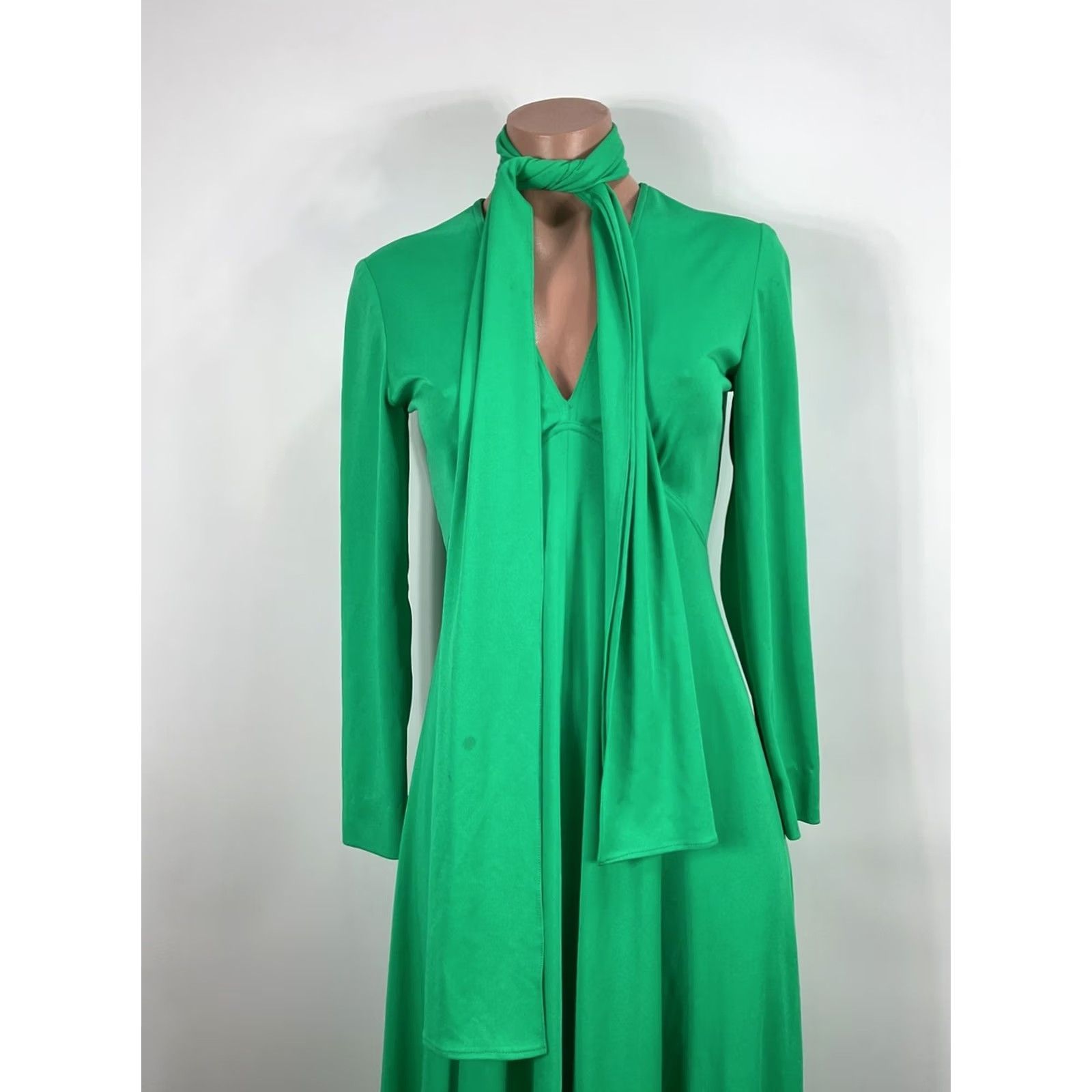 Vintage Victor Costa Maxi Dress Long Sleeve Vintage 60s 70s Kelly Green V-Neck Size 6 Womens Size M / US 6-8 / IT 42-44 - 3 Thumbnail