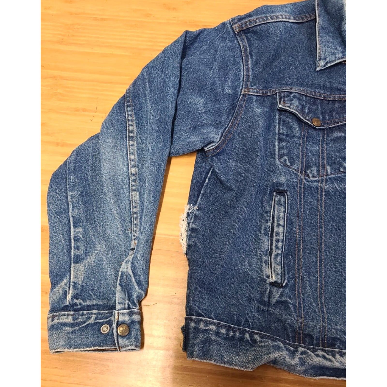 Vintage VINTAGE Saddle King Western Denim Jacket USA Made Men 46 Regular Blue Denim Jacket with Pockets Mens Size US 30 / EU 46 - 4 Thumbnail