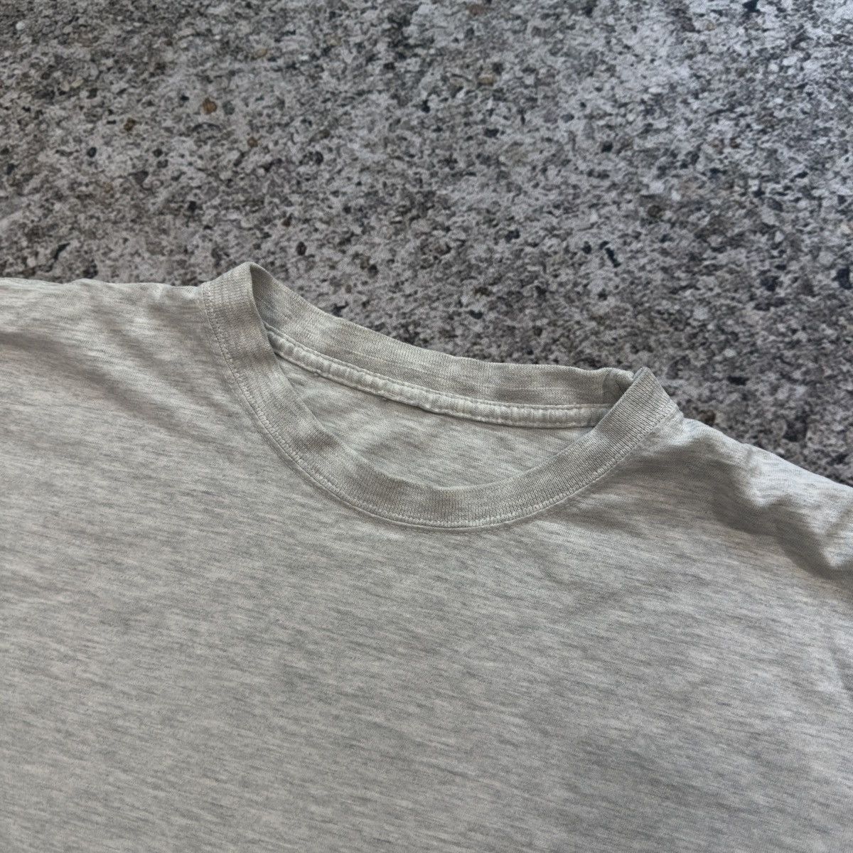 Vintage Thrashed Faded Distressed Grey Tee Shirt ERD Grunge Band Size US XL / EU 56 / 4 - 3 Thumbnail