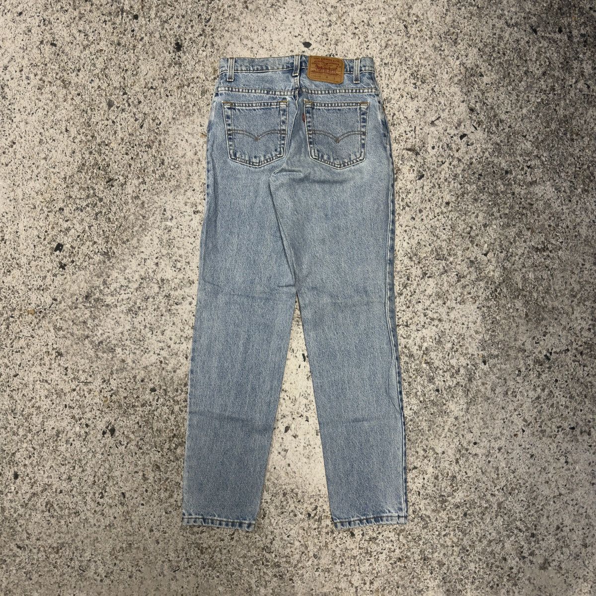 Vintage 90s Levi’s 550 Light Wash Tapered Denim Jeans