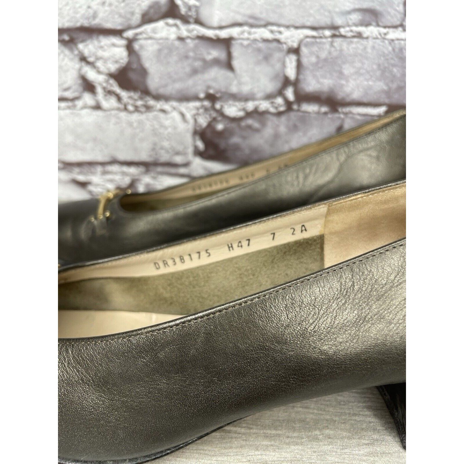 Salvatore Ferragamo Salvatore Ferragamo Brown Leather Horsebit Heeled Pump Shoes Size US 7 / IT 37 - 16 Thumbnail