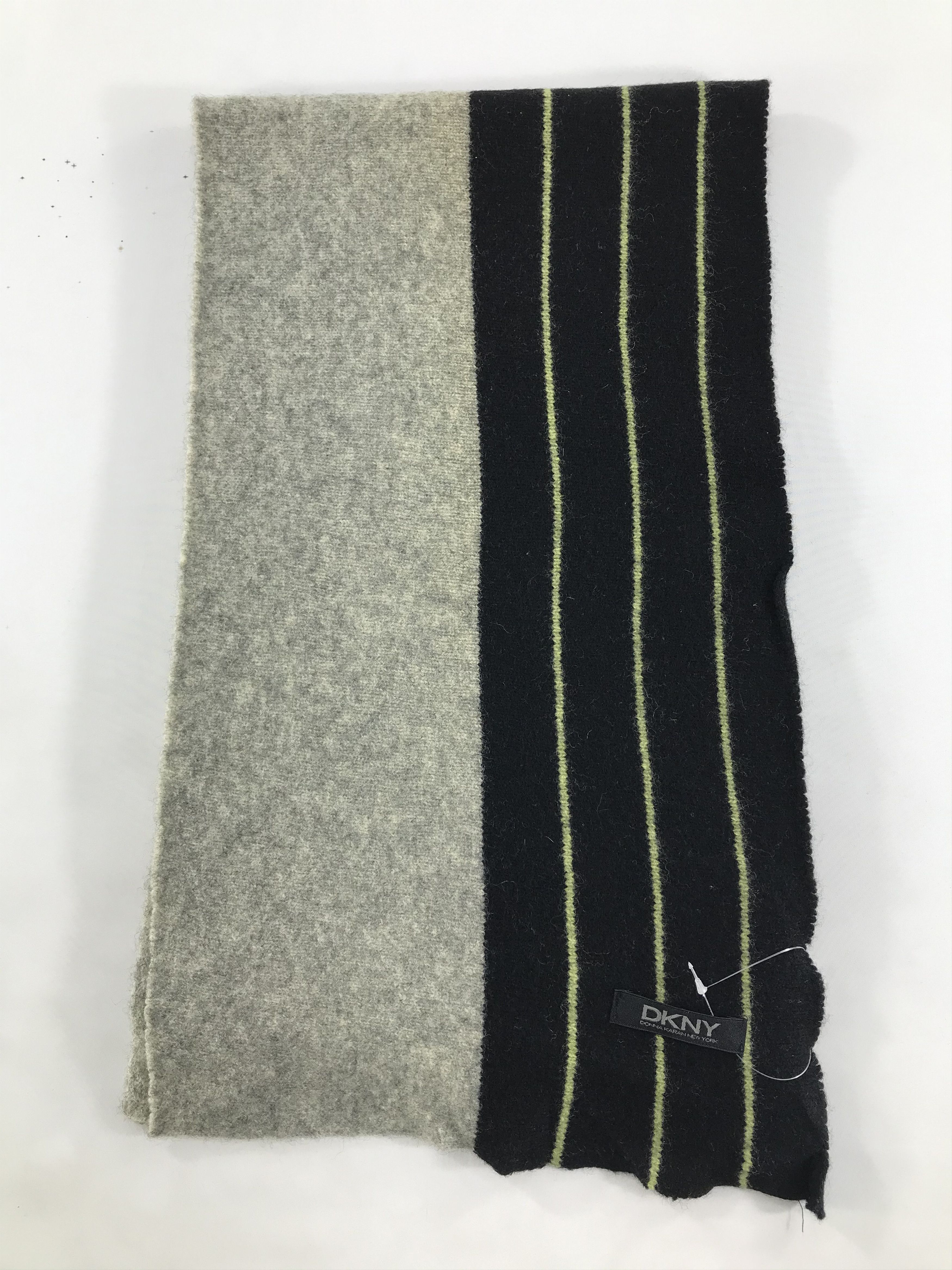 DKNY Vintage DKNY Scarf/Muffler/Neckwear MF1112 Size ONE SIZE - 2 Thumbnail