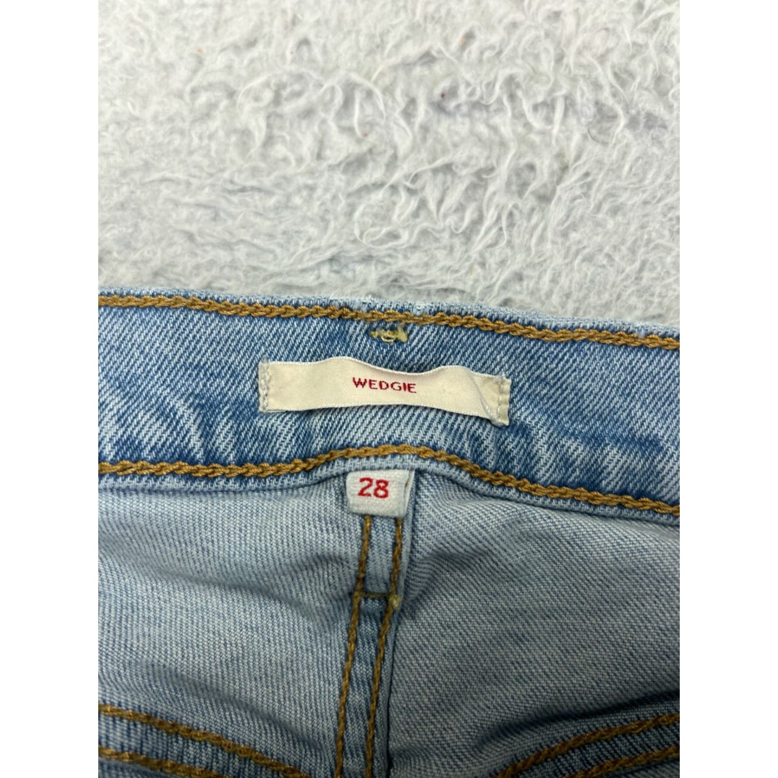 Levi's Levis Jeans Women 28 Blue Denim Wedgie Fit Distressed Button 27x27 Premium Pant Regular Rise Mid Vintage: No Size 28" / US 6 / IT 42 - 6 Thumbnail
