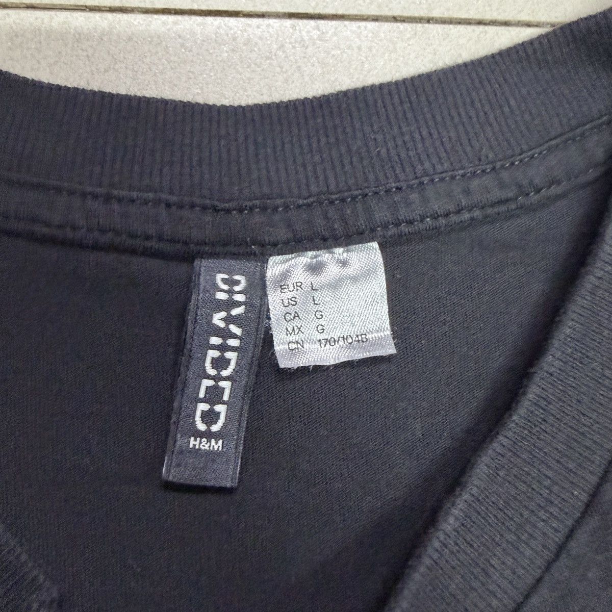 H&M H&M Zone Out T Shirt Size US L / EU 52-54 / 3 - 3 Thumbnail