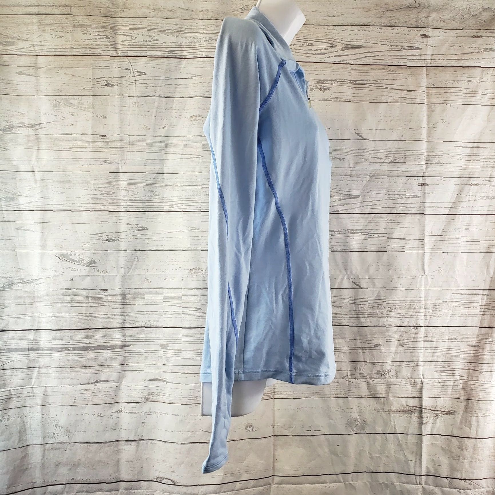 Mountain Hardwear Mountain Hardwear Womens 1/4 Zip Pullover Shirt M Blue Long Sleeve Activewear Pullover 89% polyester 11% elastane Vintage No Size M / US 6-8 / IT 42-44 - 3 Thumbnail