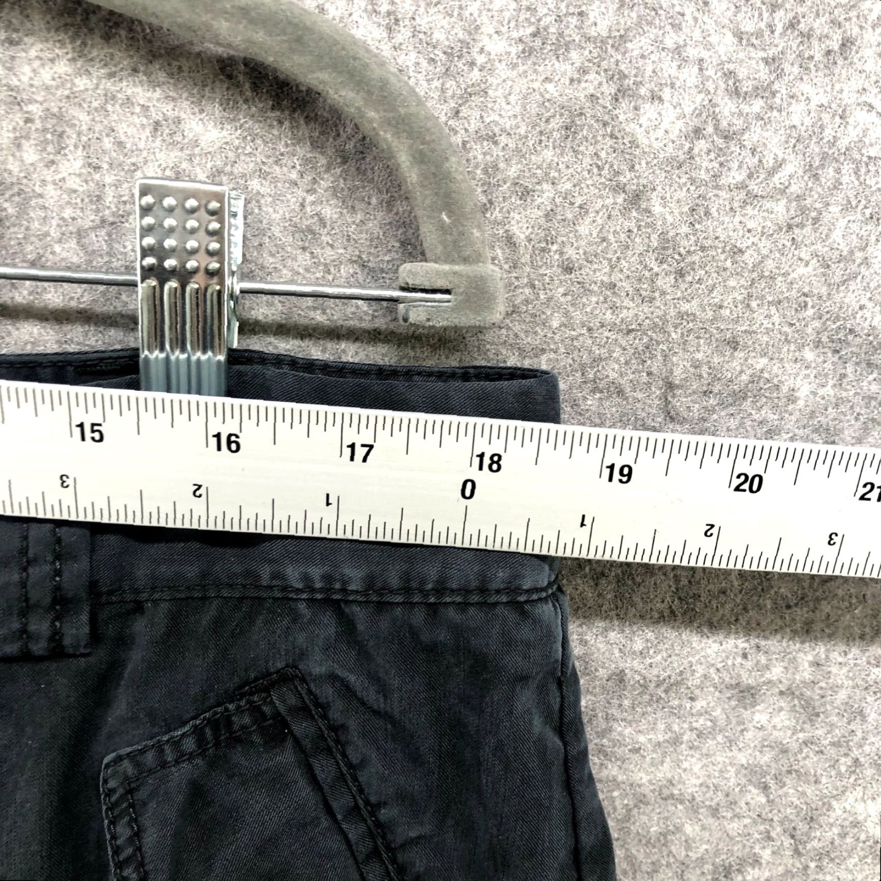 Banana Republic Ann Taylor Black Lyocell Pants Womens Size 14 Roll Cuff Cropped Relaxed Size 36" / US 14 / IT 50 - 6 Thumbnail