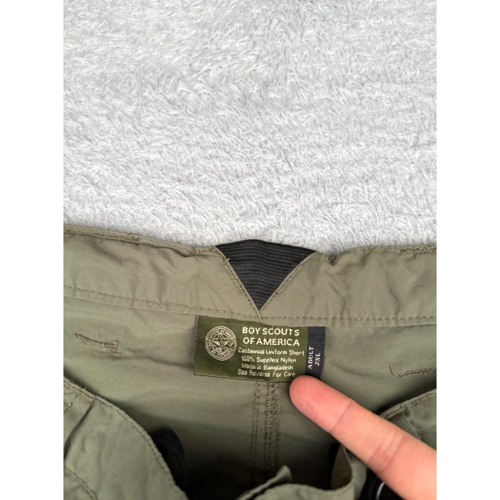 Vintage Boy Scouts Shorts Adult 2XL XXL Green Centennial Supplex Nylon Cargo Navy? Size US 39 - 7 Thumbnail