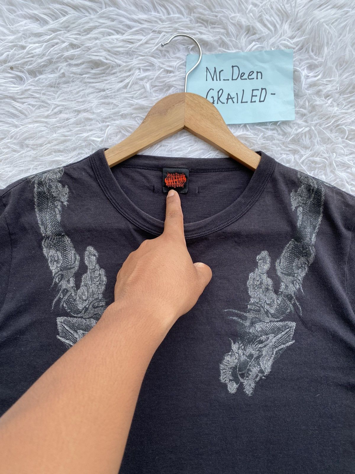 Jean Paul Gaultier Rare Vintage 90s Jean Paul Gaultier Dragon Tshirt Size S / US 4 / IT 40 - 6 Thumbnail