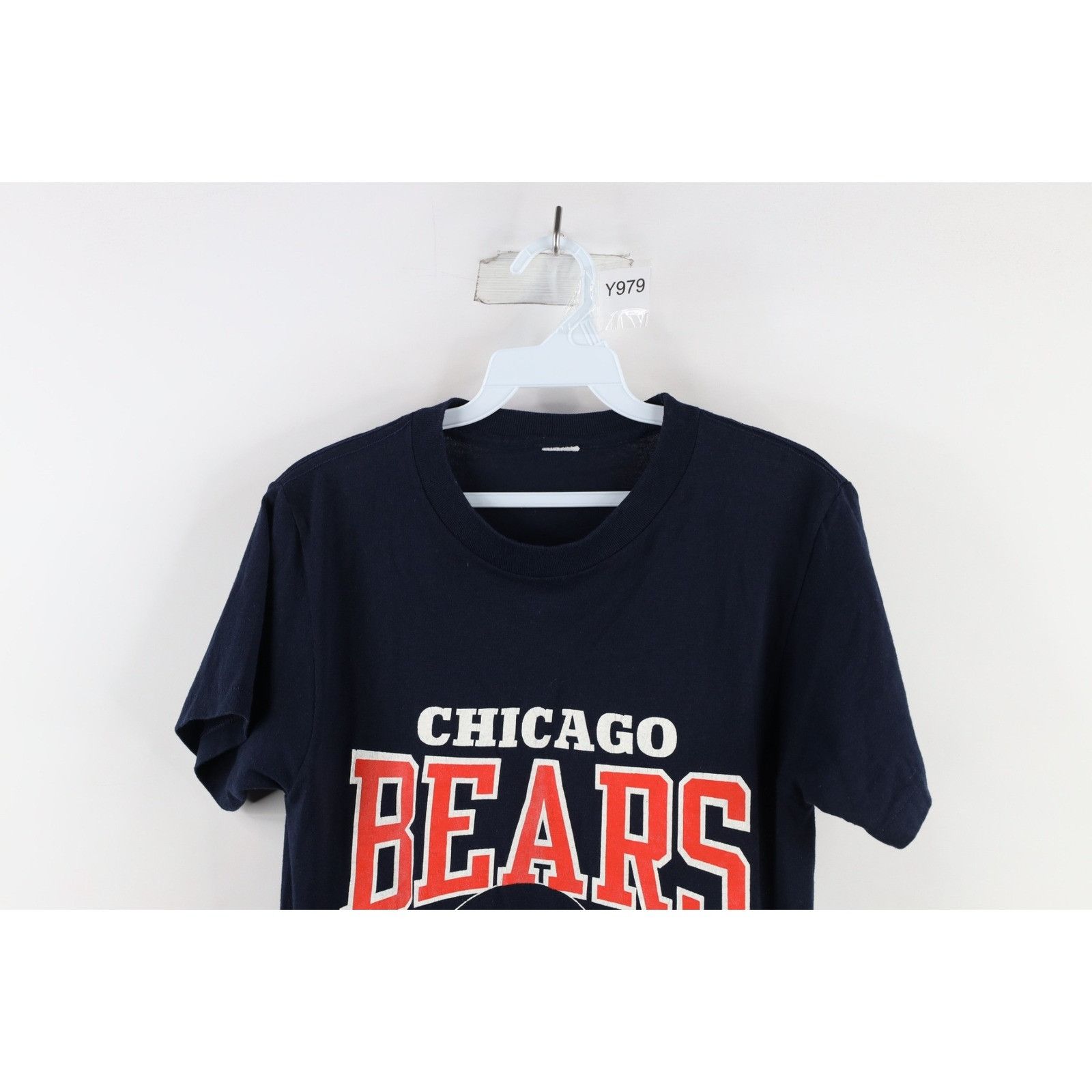 Vintage Vintage 80s Faded Chicago Bears Football T-Shirt Size M / US 6-8 / IT 42-44 - 2 Thumbnail