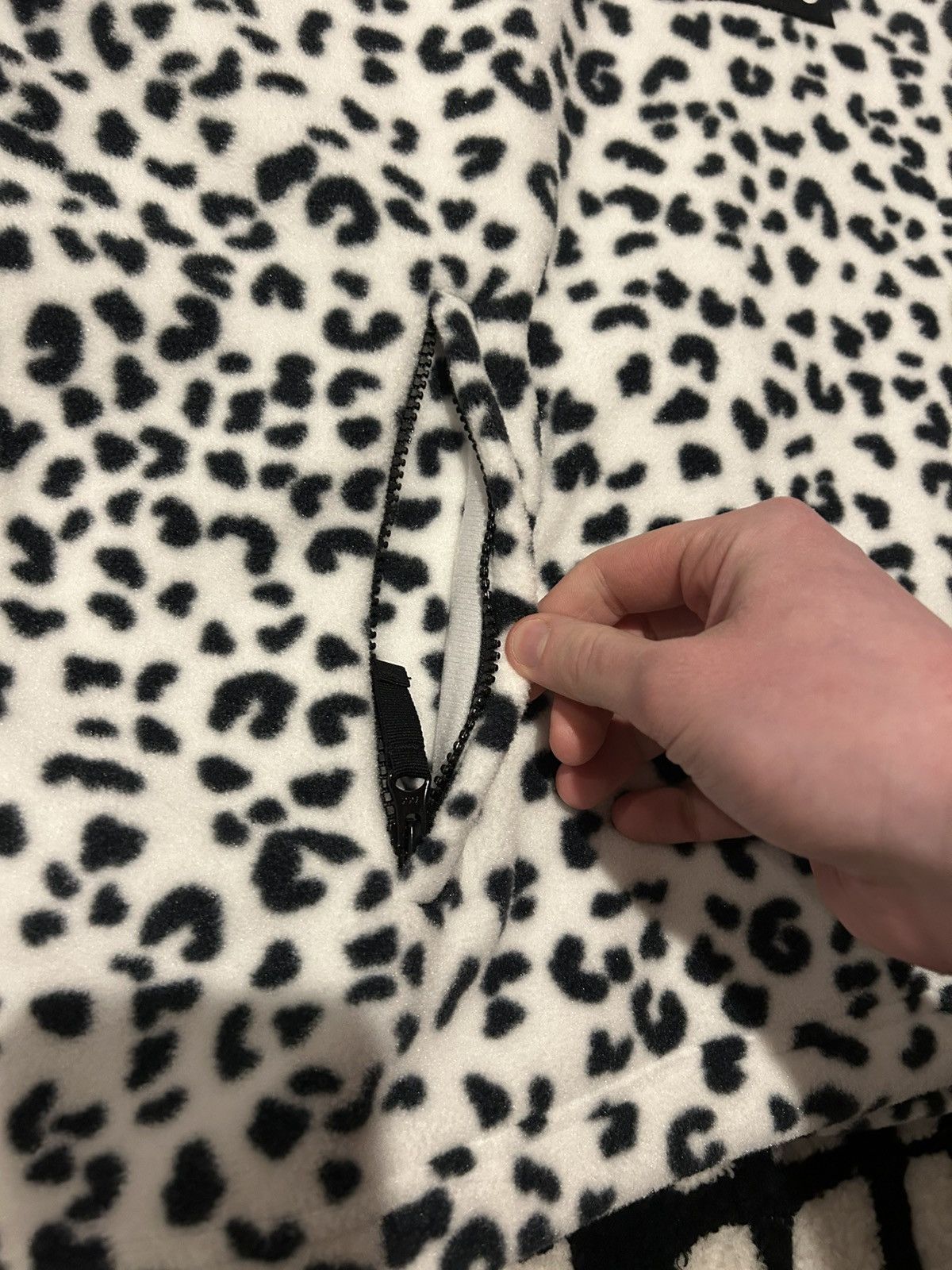 Supreme Supreme Polartec Facemask Half Zip Hooded Sweatshirt (FW24) Size US XL / EU 56 / 4 - 4 Thumbnail