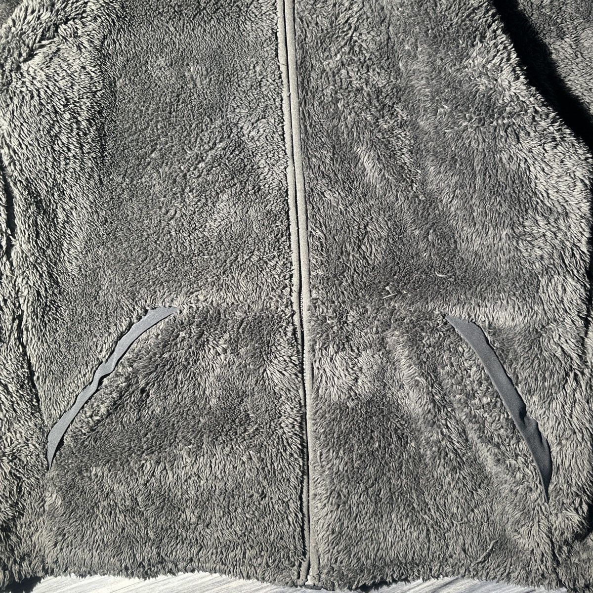 Reebok Used Reebok Grey fleece jacket size large mens Size US L / EU 52-54 / 3 - 3 Thumbnail