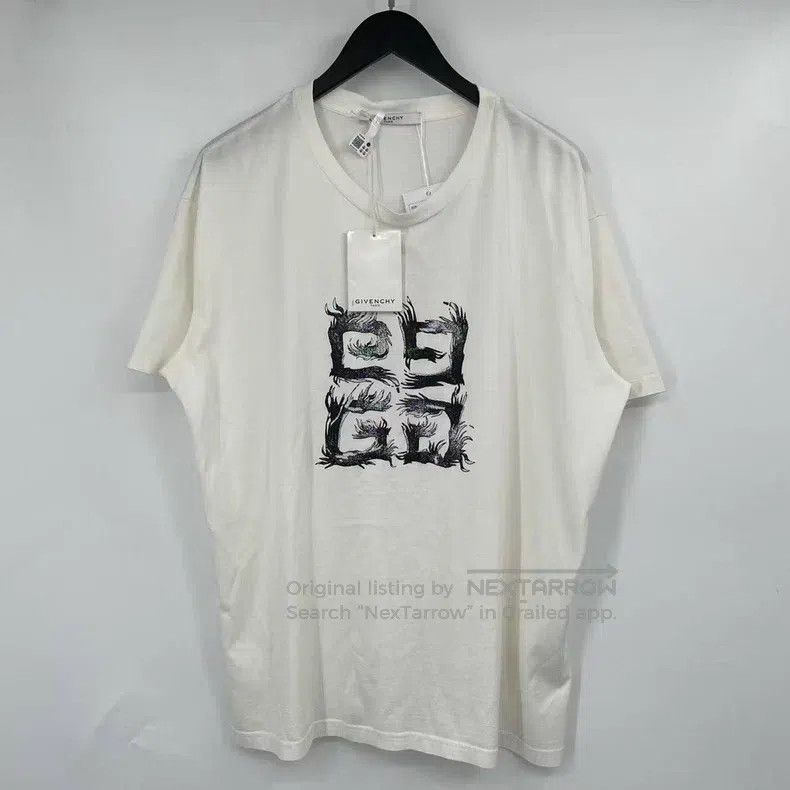 Givenchy Givenchy White Flame Quadrant Short Sleeve Size US L / EU 52-54 / 3 - 1 Thumbnail