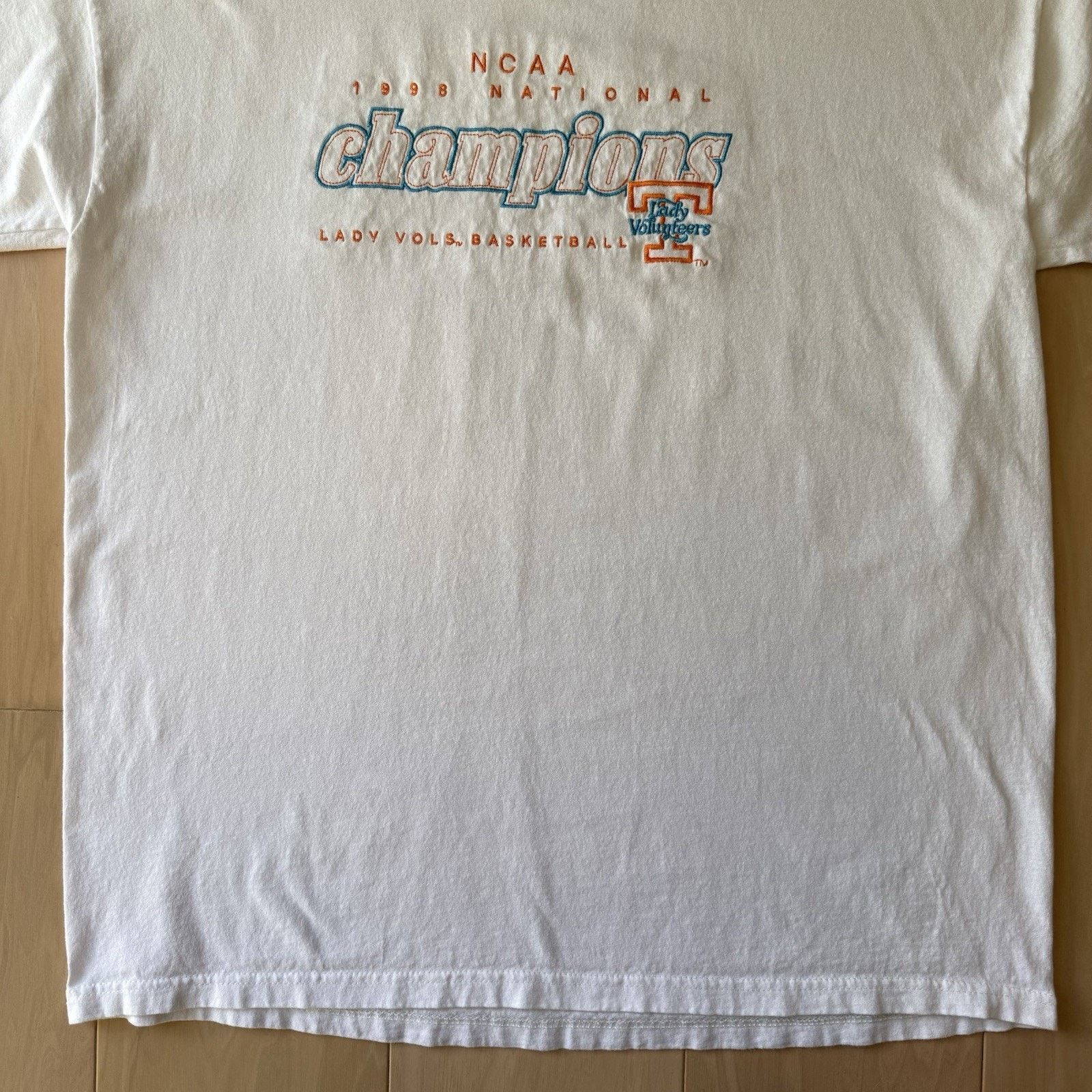 Vintage Vintage Tennessee Volunteers National Champions Shirt White Size US XL / EU 56 / 4 - 4 Thumbnail