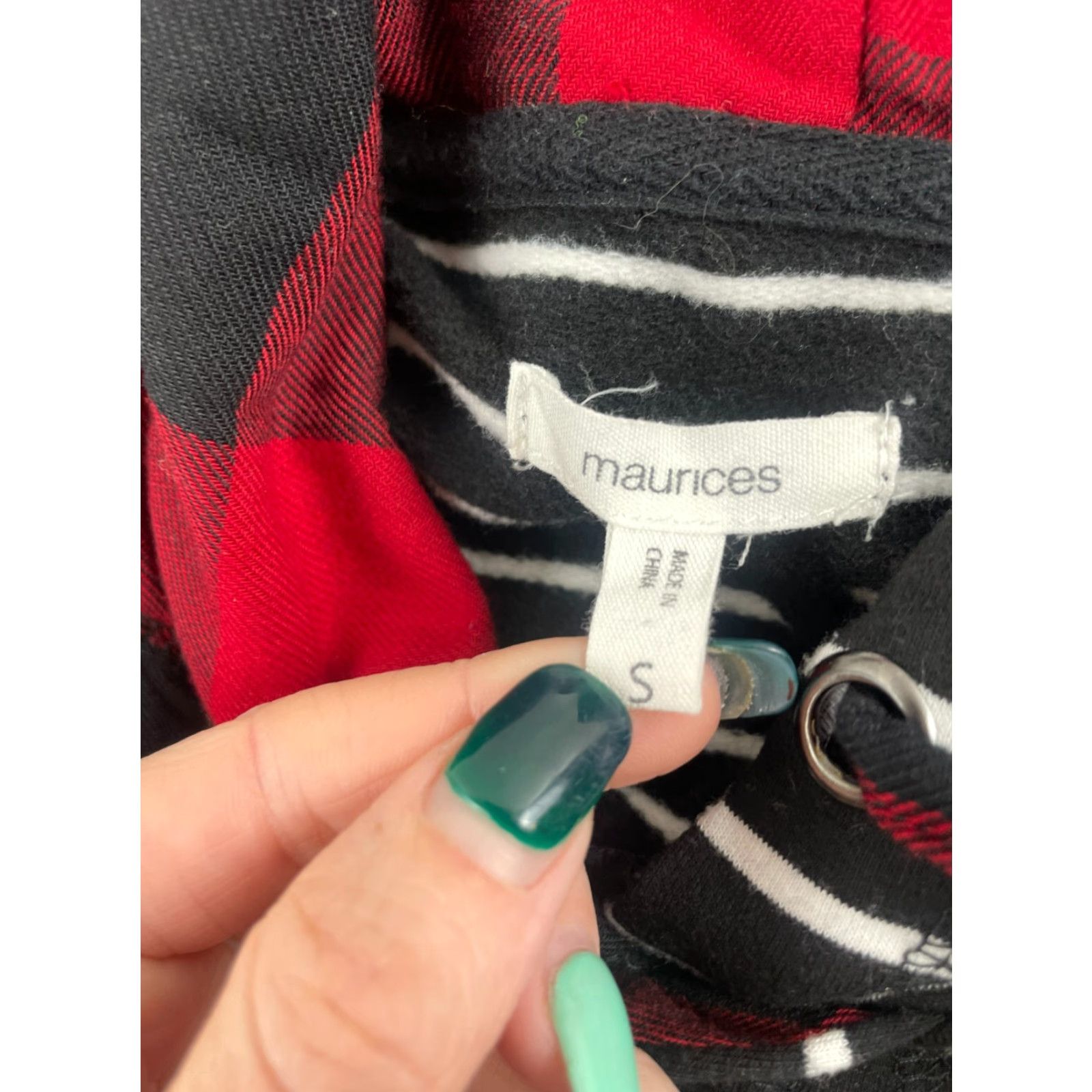Vintage Maurices Hoodie Women’s Small Black White Stripe Fleece Lined Buffalo Check Pullover Activewear Size S / US 4 / IT 40 - 7 Thumbnail