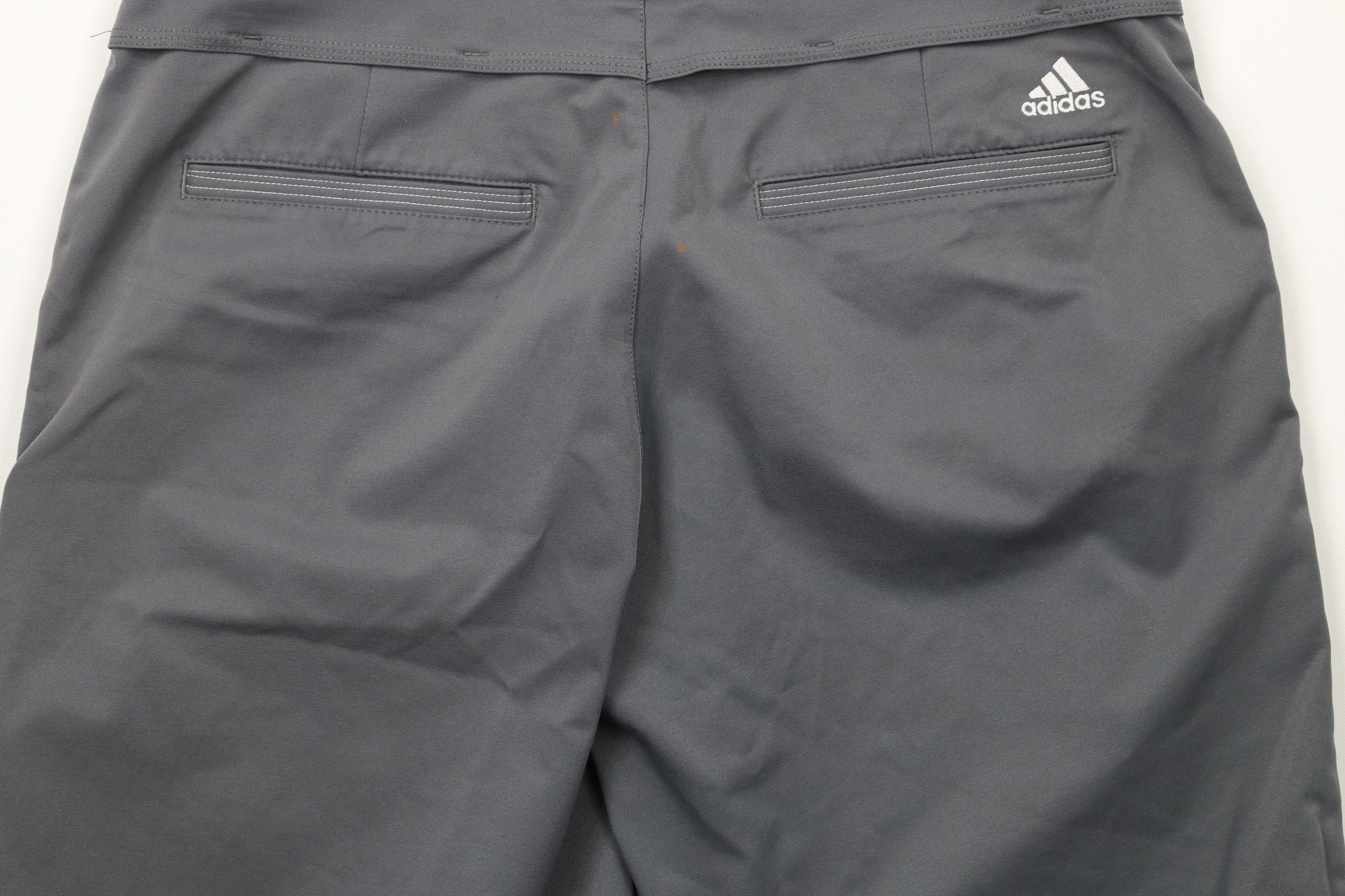 Adidas × Vintage Adidas Golf Spell Out Striped Golfing Chino Shorts Gray Size US 30 / EU 46 - 10 Thumbnail