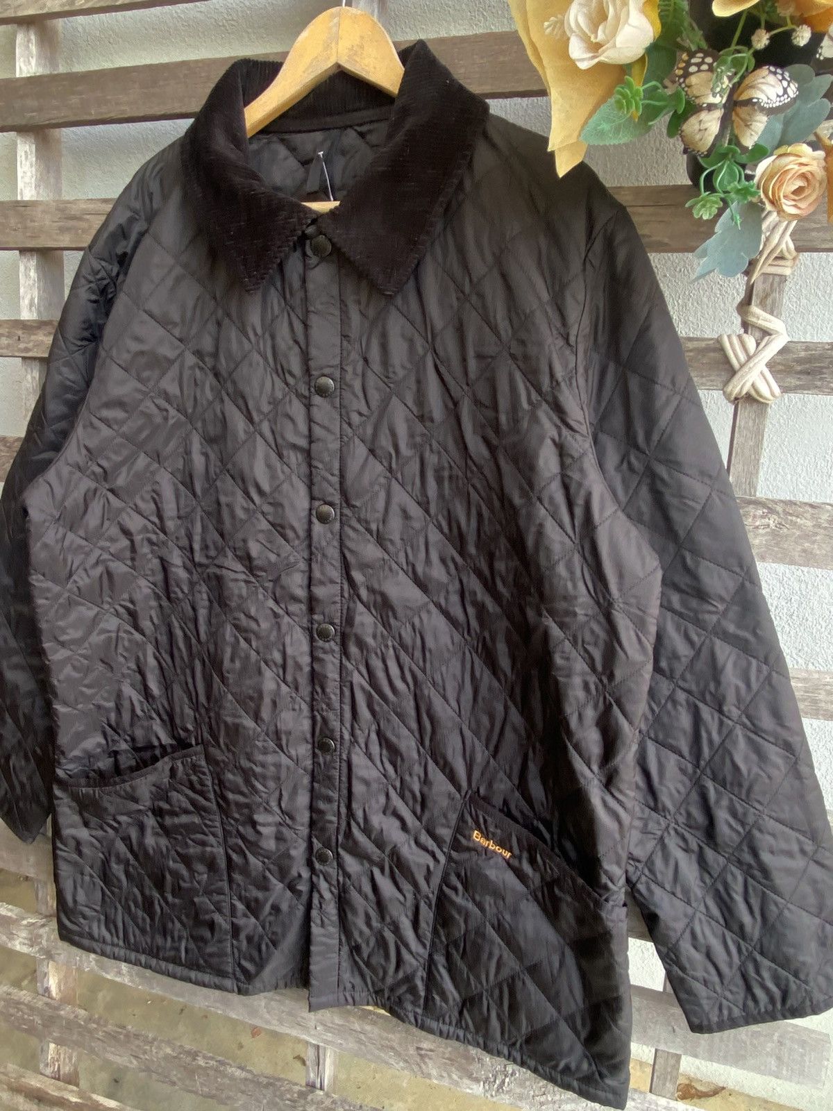 Barbour Barbour Liddesdale quilted jacket with a corduroy collar Size US XL / EU 56 / 4 - 4 Thumbnail