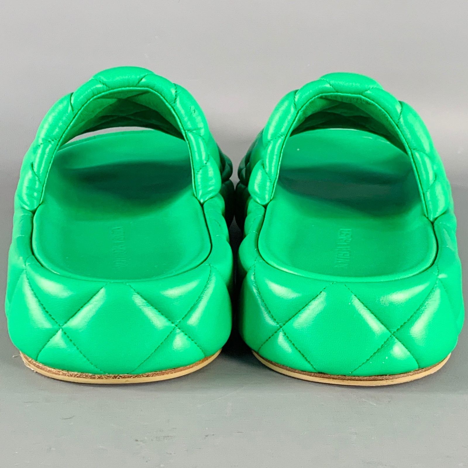Bottega Veneta BOTTEGA VENETA Quilted Padded Lambskin Leather Slide Sandals Size US 7 / EU 40 - 2 Thumbnail