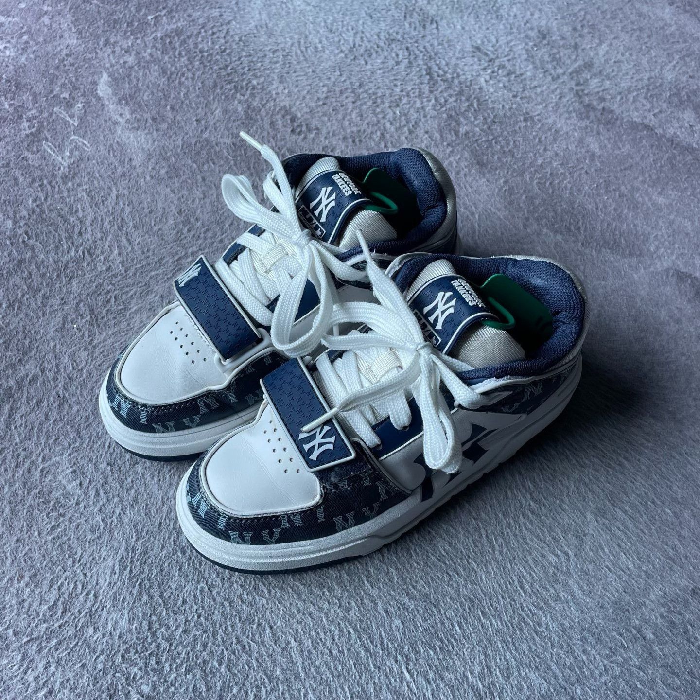 Other Blue Lowtop Sneakers 37.5 Men Size US 5.5 / EU 38 - 1 Thumbnail