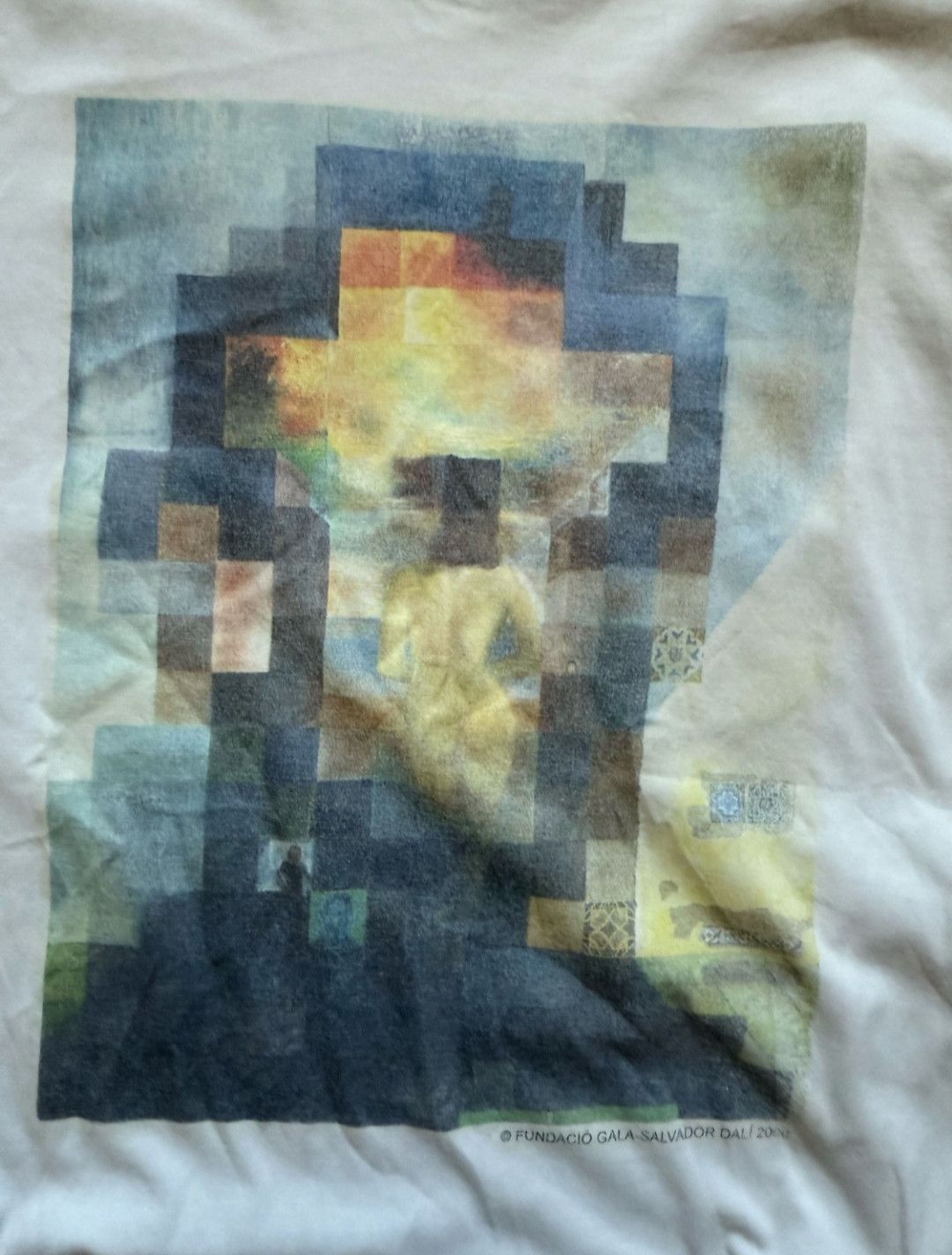 Vintage 00's Salvador Dali Art Pixel t-shirt