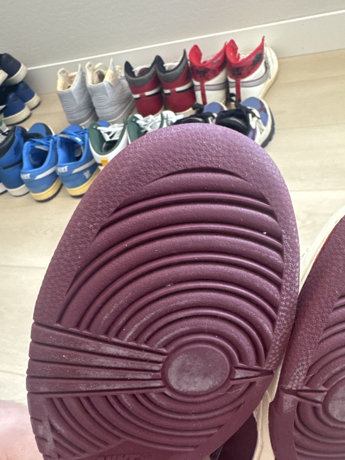 Nike SB Nike SB dunk low ‘Valentine’s Day 2023’ Size US 12 / EU 45 - 6 Thumbnail