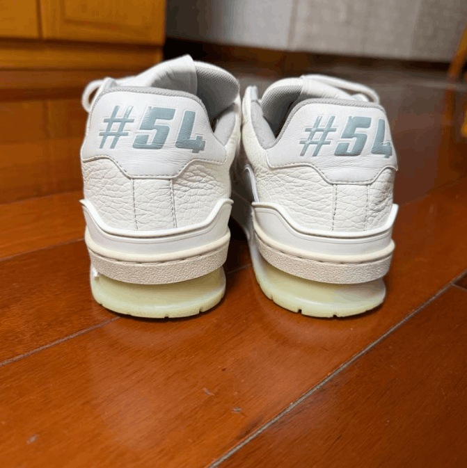 Louis Vuitton Louis Vuitton Low-Top Sneakers Size US 5.5 / IT 35.5 - 3 Thumbnail