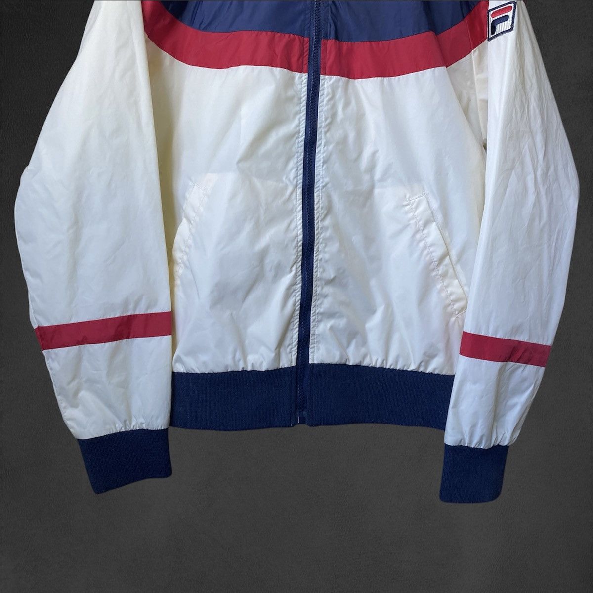 Fila Rare Vintage Fila Nylon Beige Blue Red Bomber Light Jacket Size US L / EU 52-54 / 3 - 6 Thumbnail