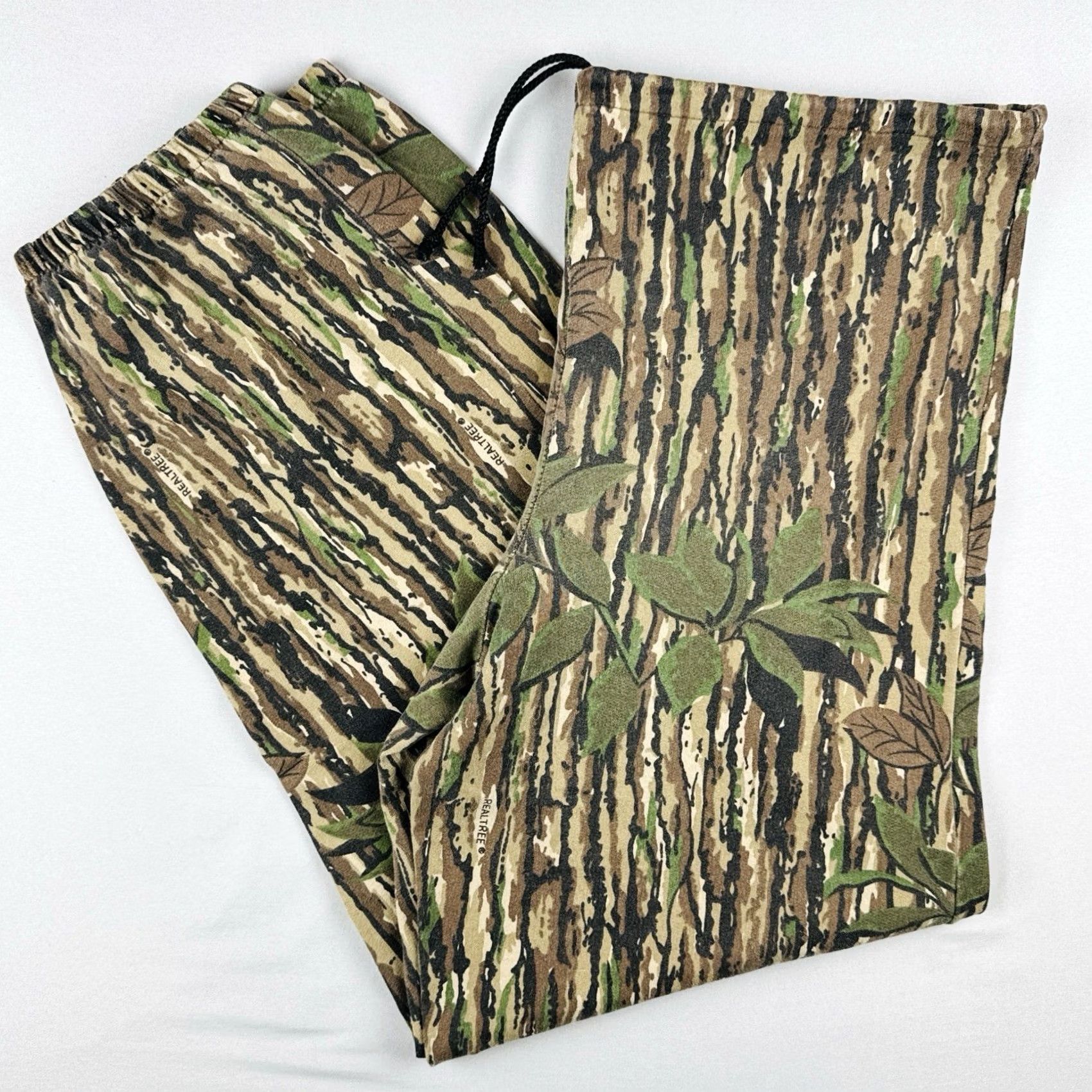 Vintage VINTAGE Realtree Camo Sweatpants USA Made Hunting Joggers L Mens Size US 33 - 2 Thumbnail