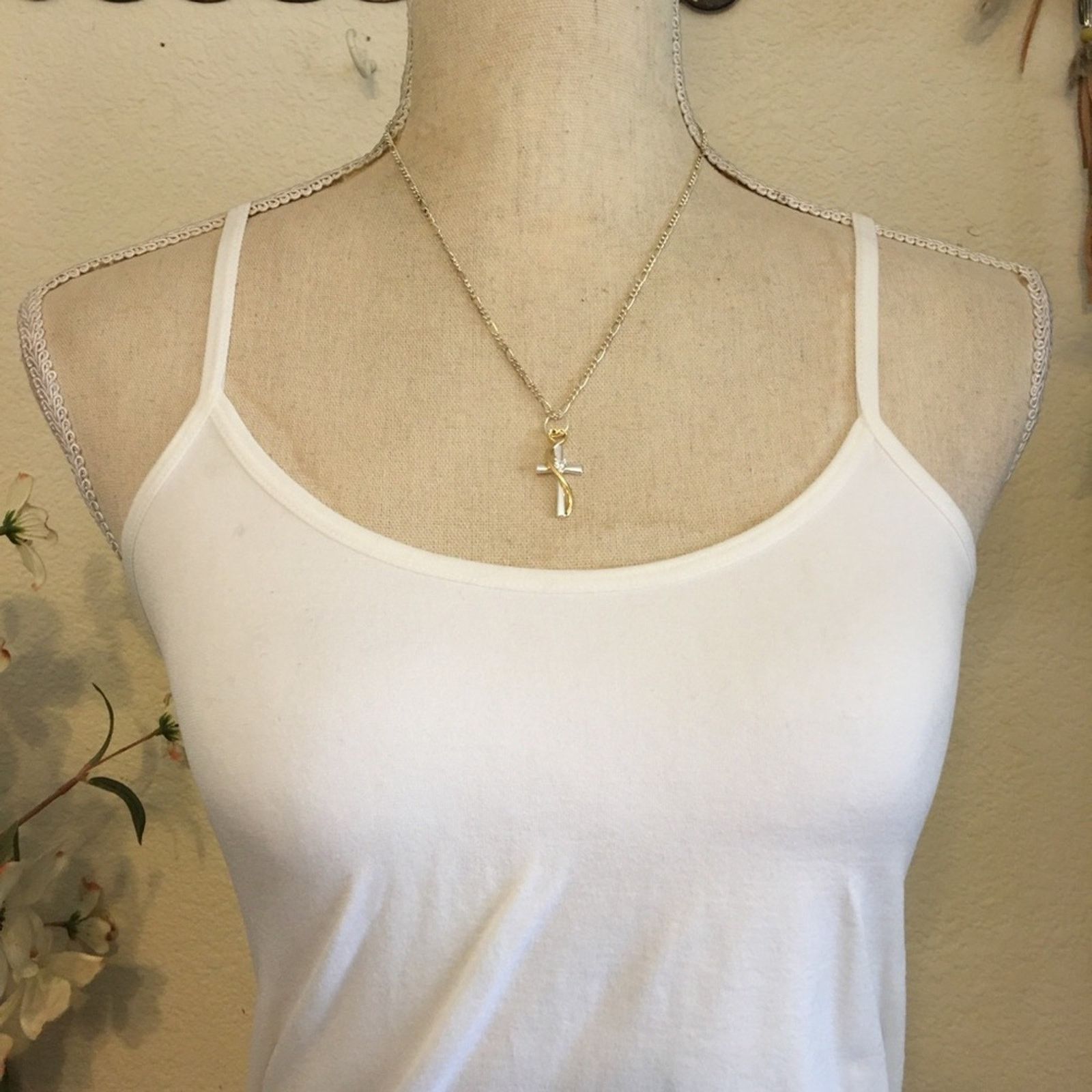 Jewelry LA Gem Faith Hope Love cross pendant on chain Size ONE SIZE - 3 Thumbnail