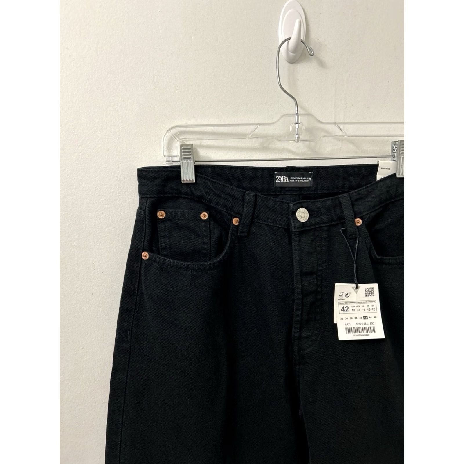 Zara ZARA Jeans Womens 10 33L Black Straight Leg Pockets Button Fly Denim NWT Size 32" / US 10 / IT 46 - 4 Thumbnail