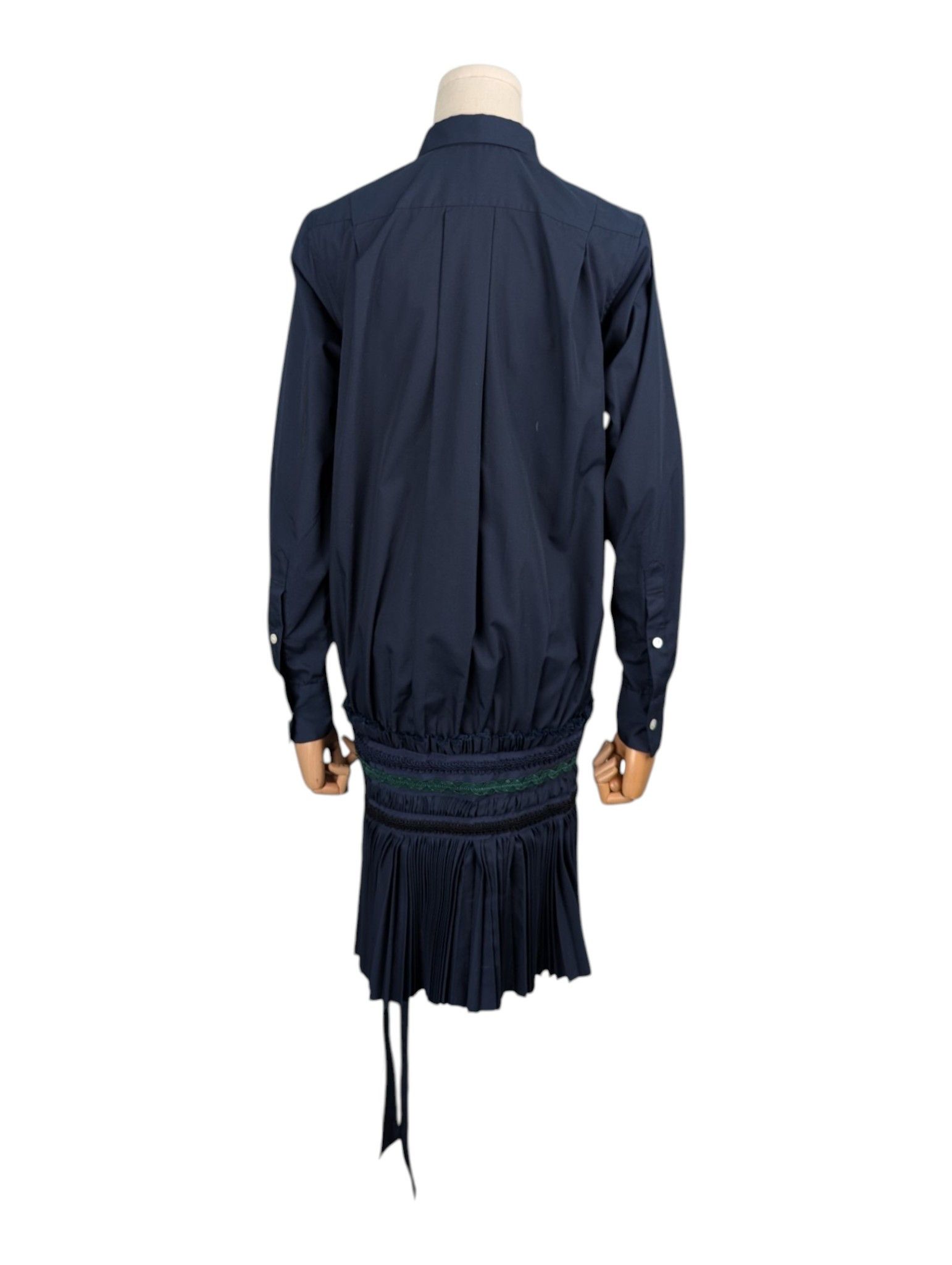 Sacai Sacai Navy Button Up Dress with Embroidery Detail Size S / US 4 / IT 40 - 2 Thumbnail