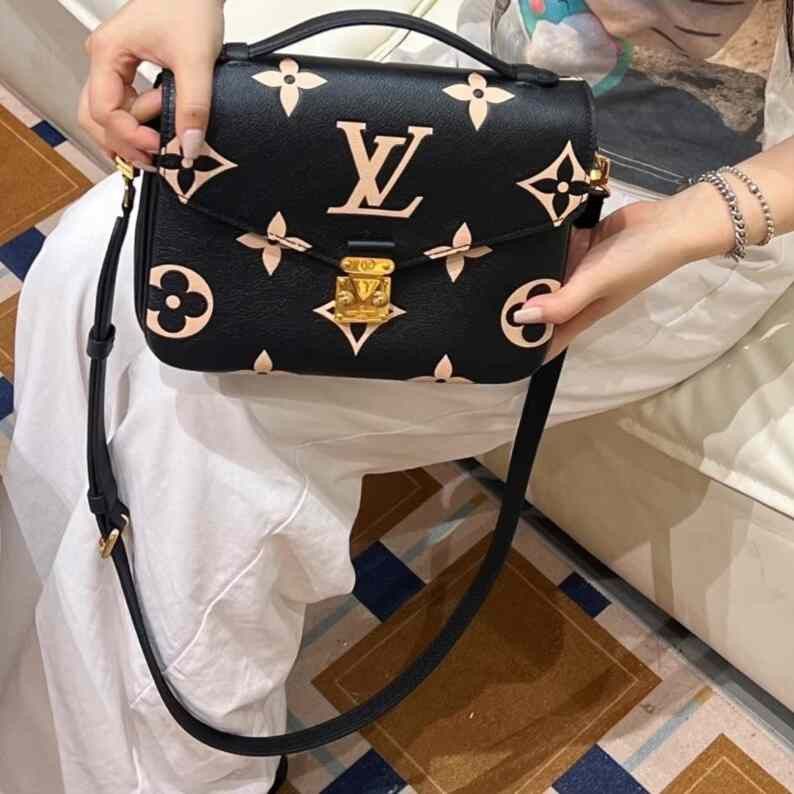 Louis Vuitton Pre-loved Bag Very good condition Size ONE SIZE - 1 Thumbnail