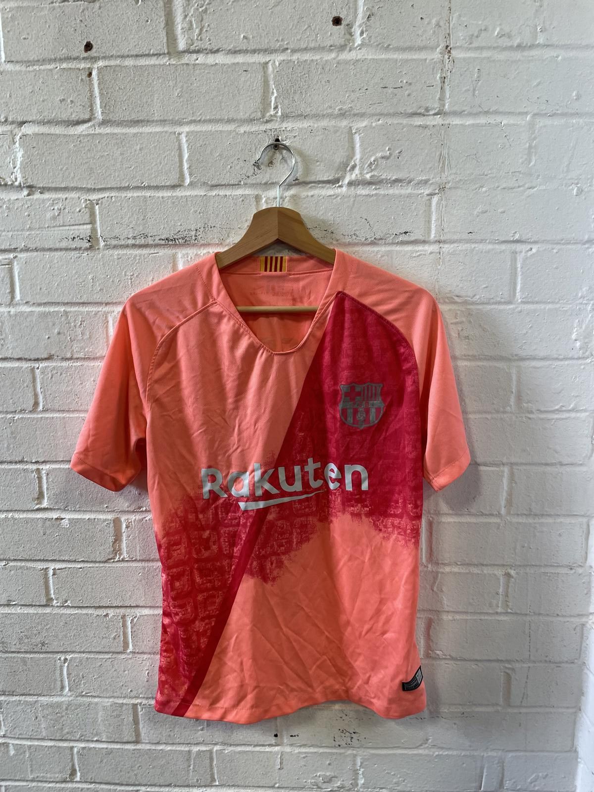 Nike Barcelona Messi #10 Soccer Jersey Size US M / EU 48-50 / 2 - 3 Thumbnail