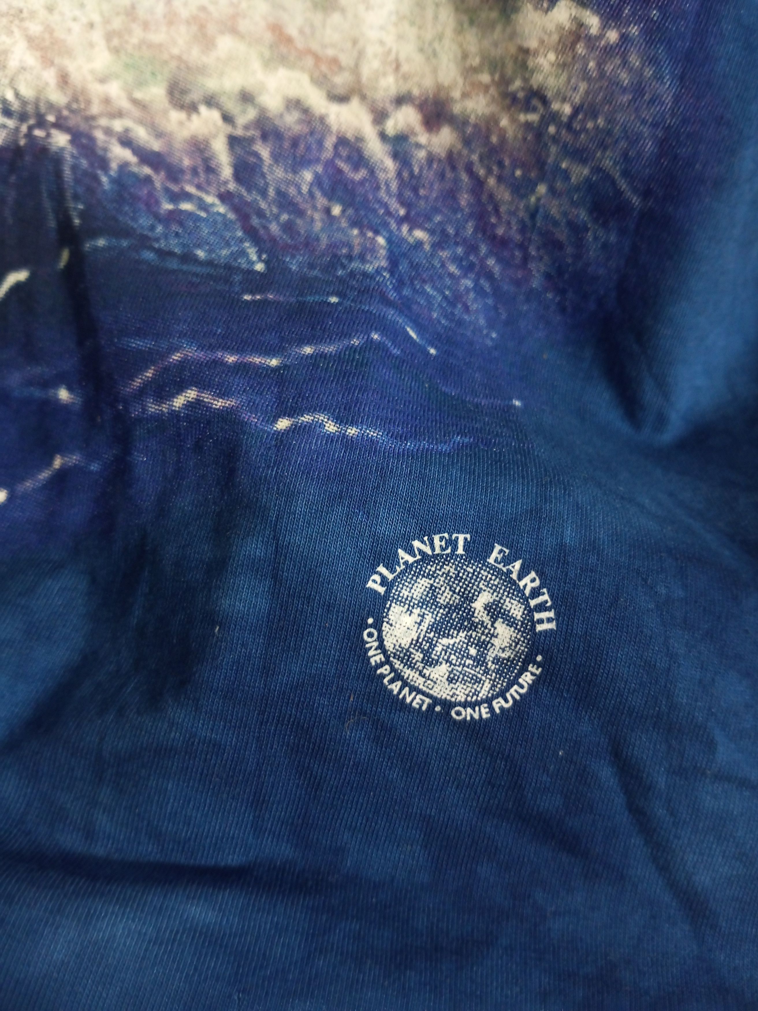 Vintage Vintage Planet earth Australian dolphin twilight tee Size US L / EU 52-54 / 3 - 4 Thumbnail