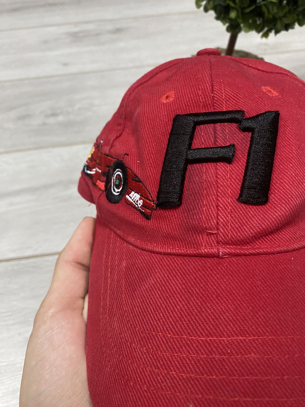 Formula 1 F1 bolid car vintage cap big embro logo Size ONE SIZE - 3 Thumbnail
