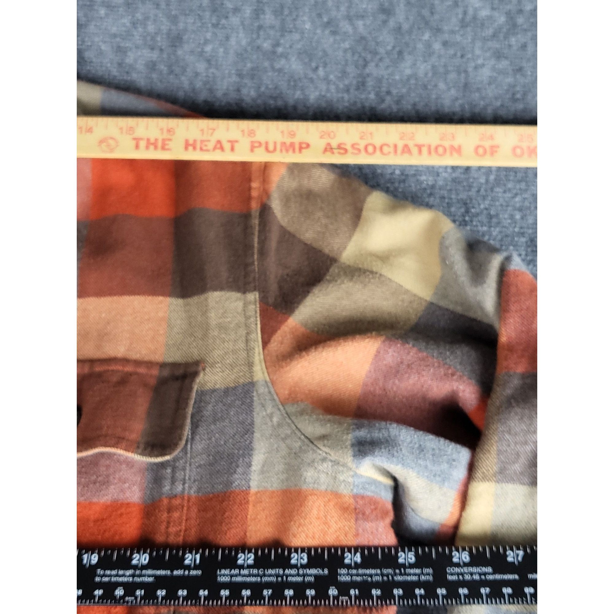 L.L. Bean L.L. Bean Fleece Lined Traditional Plaid Shacket Men Sz L Bu Size US L / EU 52-54 / 3 - 6 Thumbnail