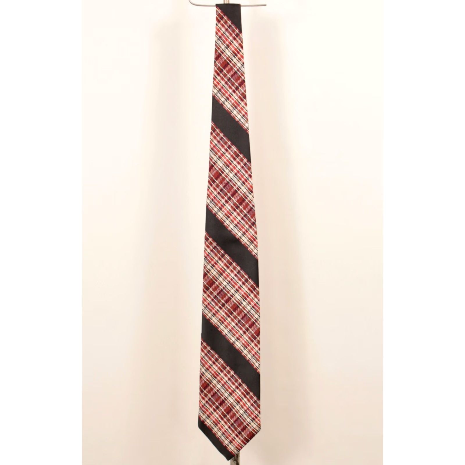 Vintage VTG James Davis NOS 1970s Red & Black Plaid Wide Necktie 70s Tie Men’s Polyester Neck Tie Size ONE SIZE - 2 Thumbnail