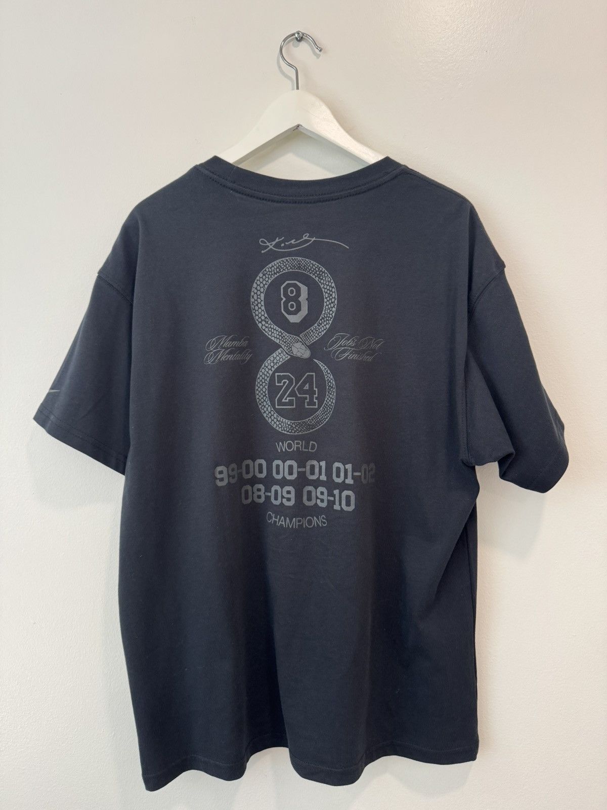Nike Nike Kobe Bryant Gift of Mamba T-Shirt Black Size Medium Size US M / EU 48-50 / 2 - 2 Thumbnail