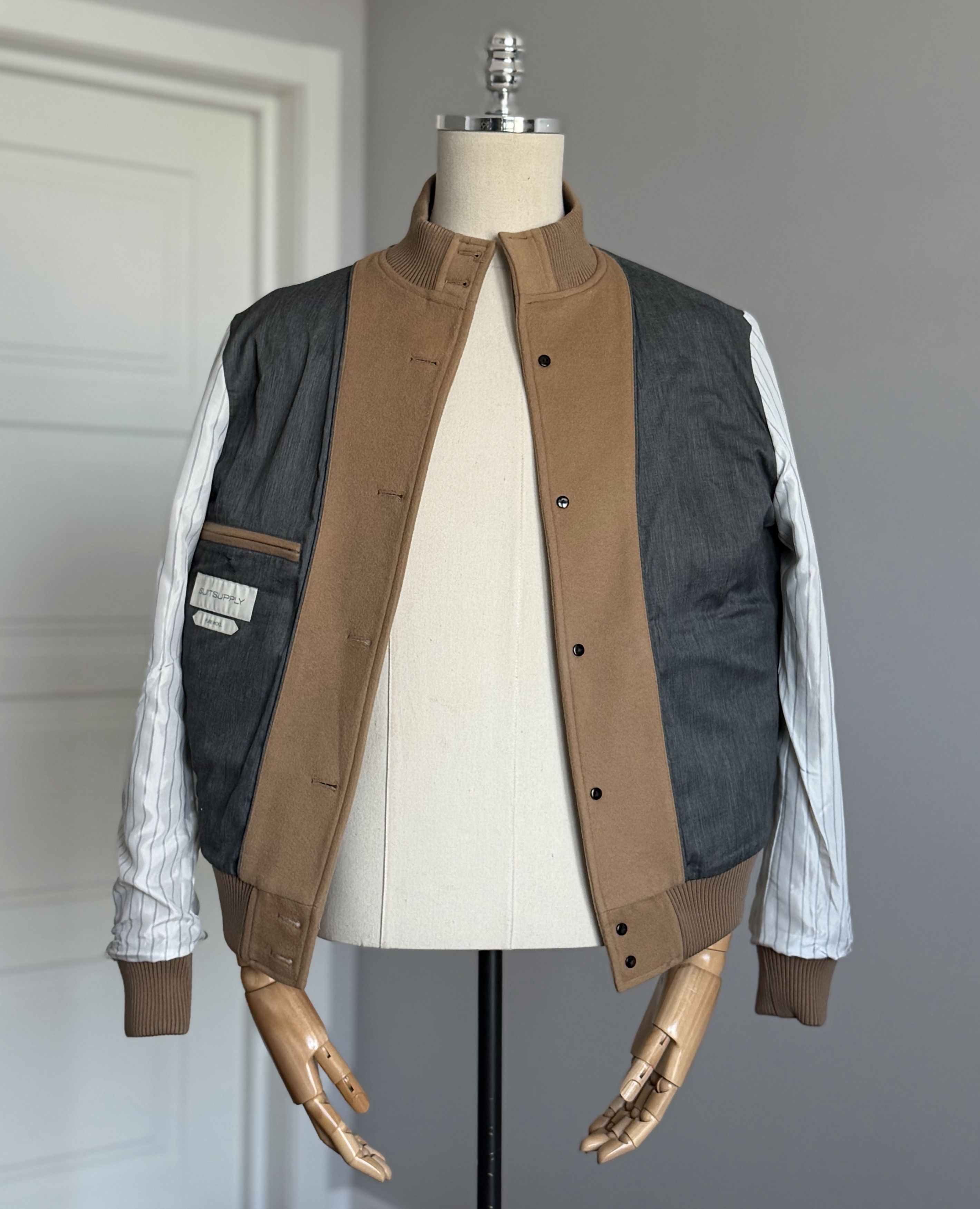 Suitsupply SUITSUPPLY Pure Wool Bomber Jacket Camel Size M Luxury Brand Size US M / EU 48-50 / 2 - 13 Thumbnail