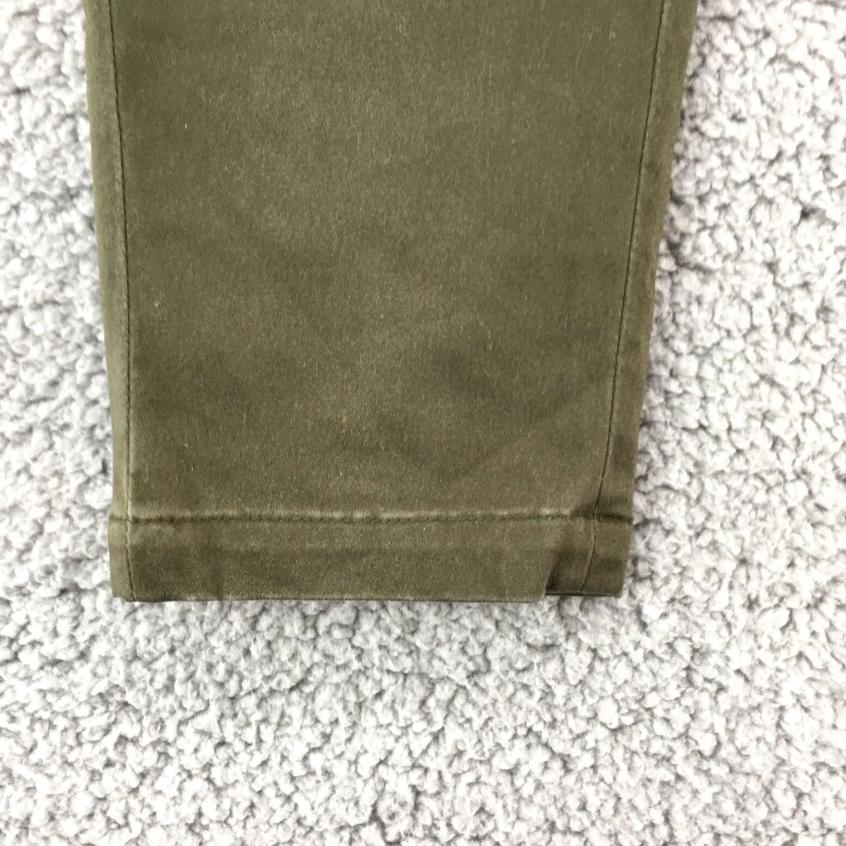 Calvin Klein Calvin Klein Chino Pants Womens 4 Green Button Zip Fly Side Pockets Mid Rise Flat Front Slim Berry? Size 27" / US 4 / IT 40 - 4 Thumbnail