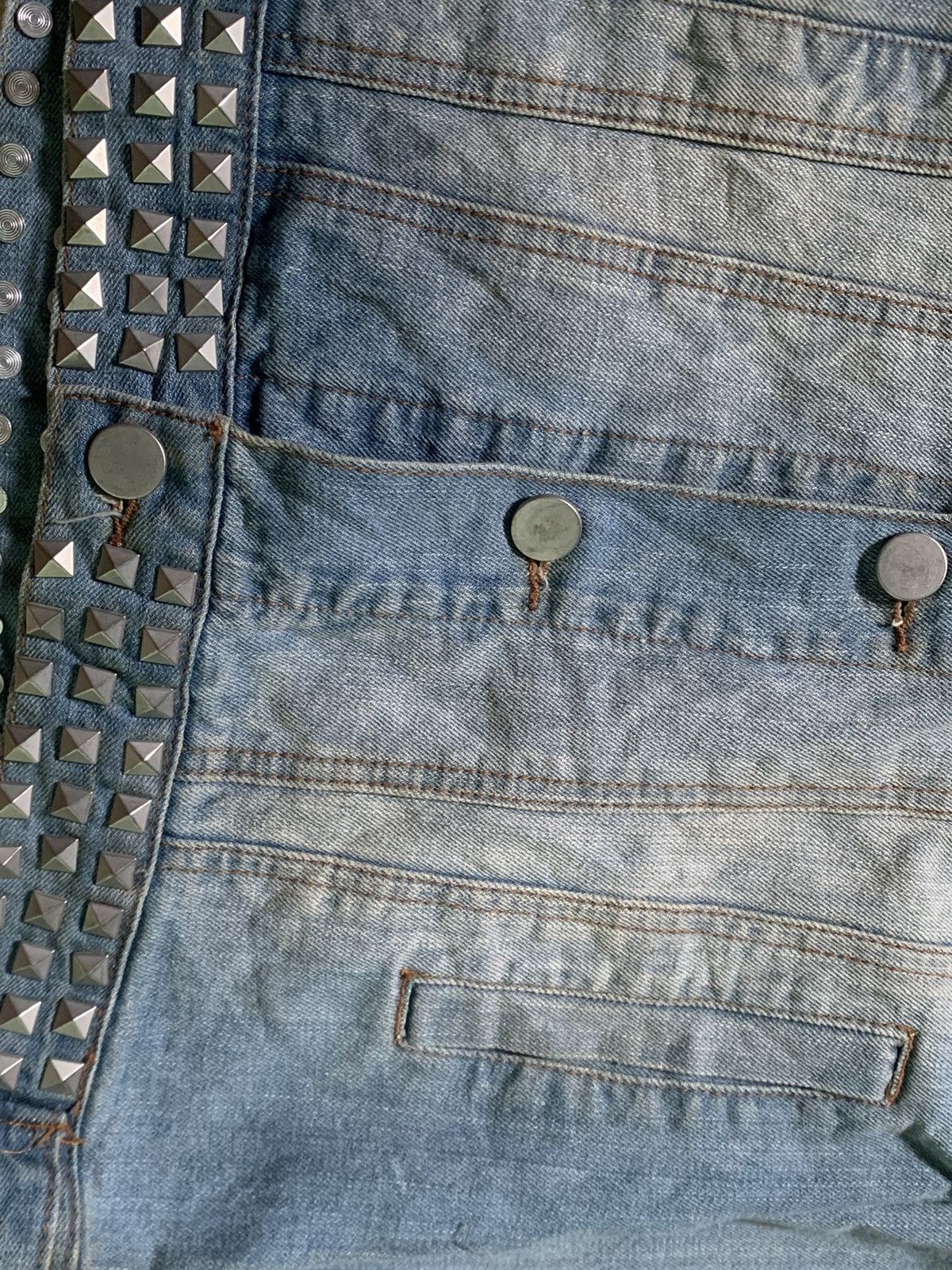 Japanese Brand Glad News big Art studded skull denim Jacket Size US S / EU 44-46 / 1 - 5 Thumbnail