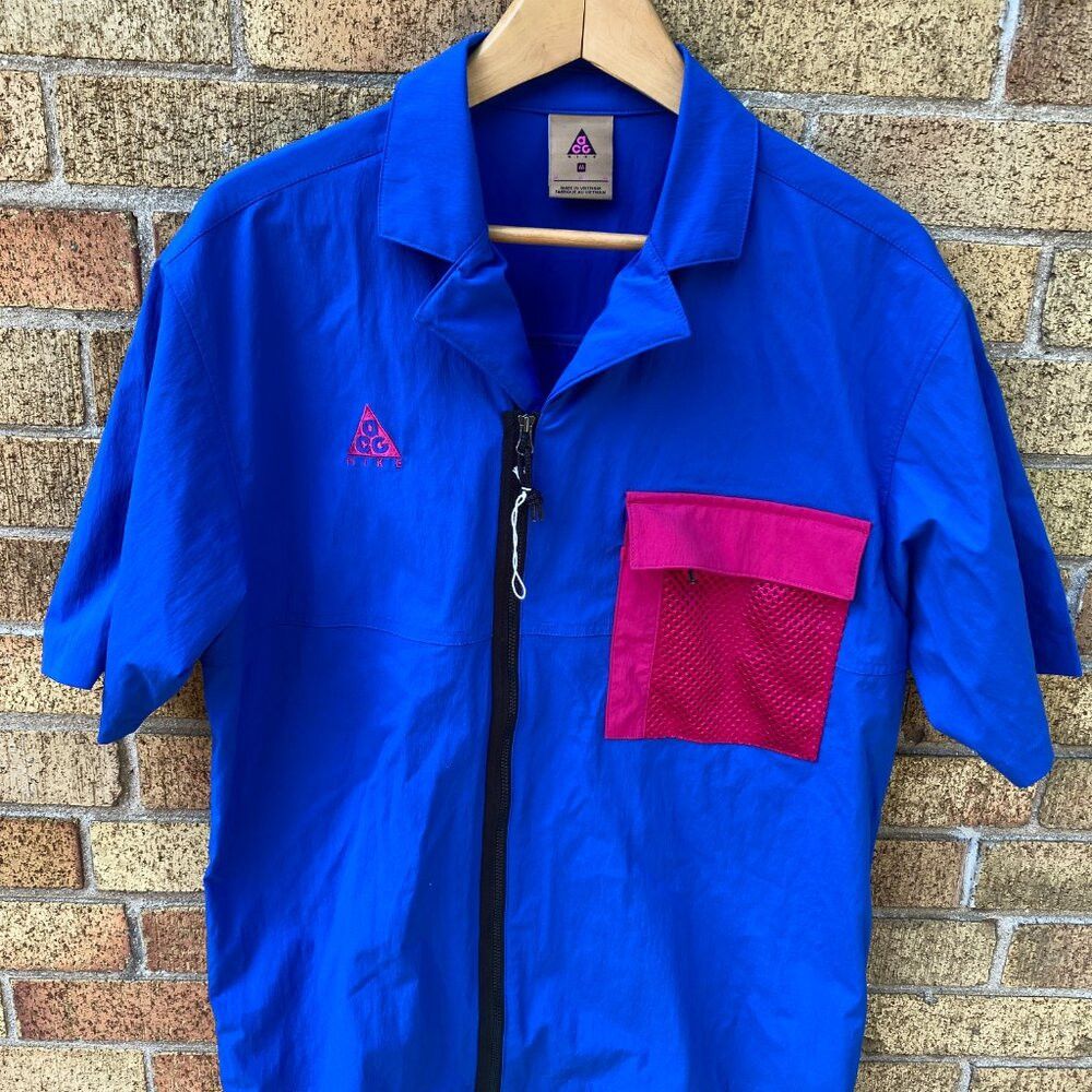 Nike ACG Nike ACG Short Sleeve Shirt Jacket Game Royal/Sport Fuchsia Size US M / EU 48-50 / 2 - 5 Thumbnail
