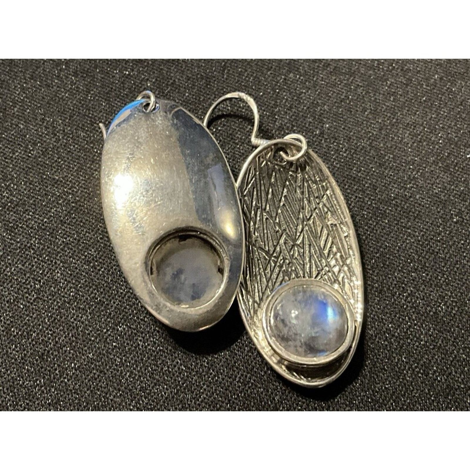 Other 925 Sterling Silver Textured Moonstone Earrings Fish Hook Size ONE SIZE - 4 Thumbnail