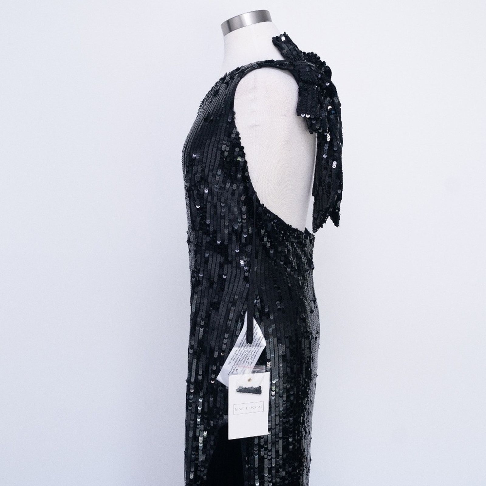 Designer Mac Duggal. Sequined One Shoulder Back Bow Detail Gown. Size M / US 6-8 / IT 42-44 - 10 Thumbnail