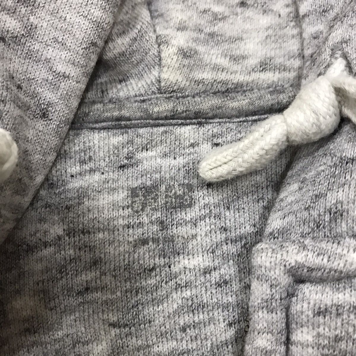 Japanese Brand UNIQLO PLAIN ZIP UP SWEATER HOODIE FOR KIDS Size XXS / US 00 / IT 34 - 10 Thumbnail