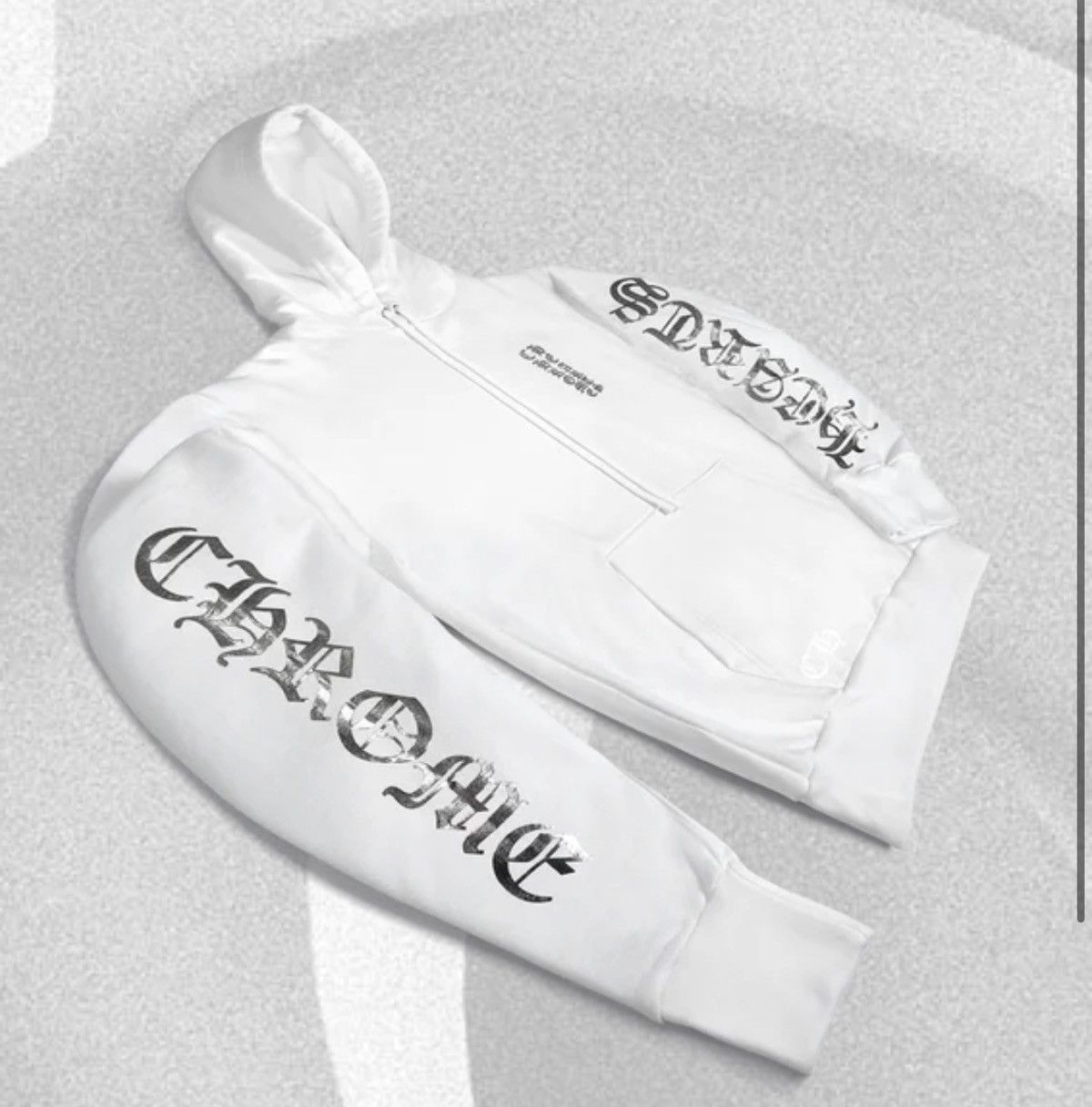 Chrome Hearts Chrome Hearts White Foil Hoodie Online Exclusive Size US L / EU 52-54 / 3 - 1 Thumbnail